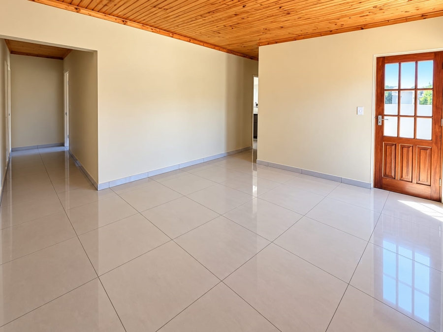 To Let 4 Bedroom Property for Rent in Fichardt Park Free State